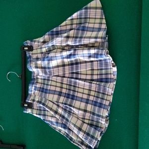 Pleated skirt Navy and pink High rise 65% Polyester  33%Rayon  2% Spandex